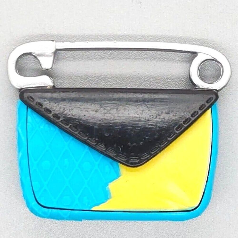 Monster High Frankie Stein Picture Day Purse Safety Pin Handle Blue Yellow Black